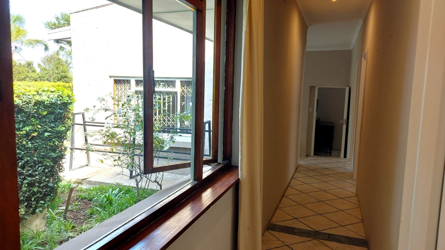 9 Bedroom Property for Sale in Montclair Western Cape